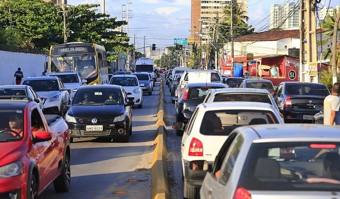 Boleto do IPVA de veículos com placas finais 9 e 0 deve ser pago até o dia 30 de junho
