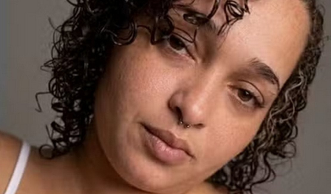 Mulher morre após receber soco de homem e bater cabeça no chão na Bahia