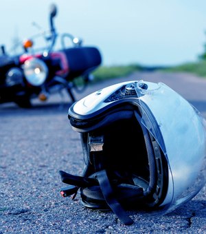 Homem morre ao cair de moto em lombada e bater a cabeça no chão, na cidade de Lagoa da Canoa