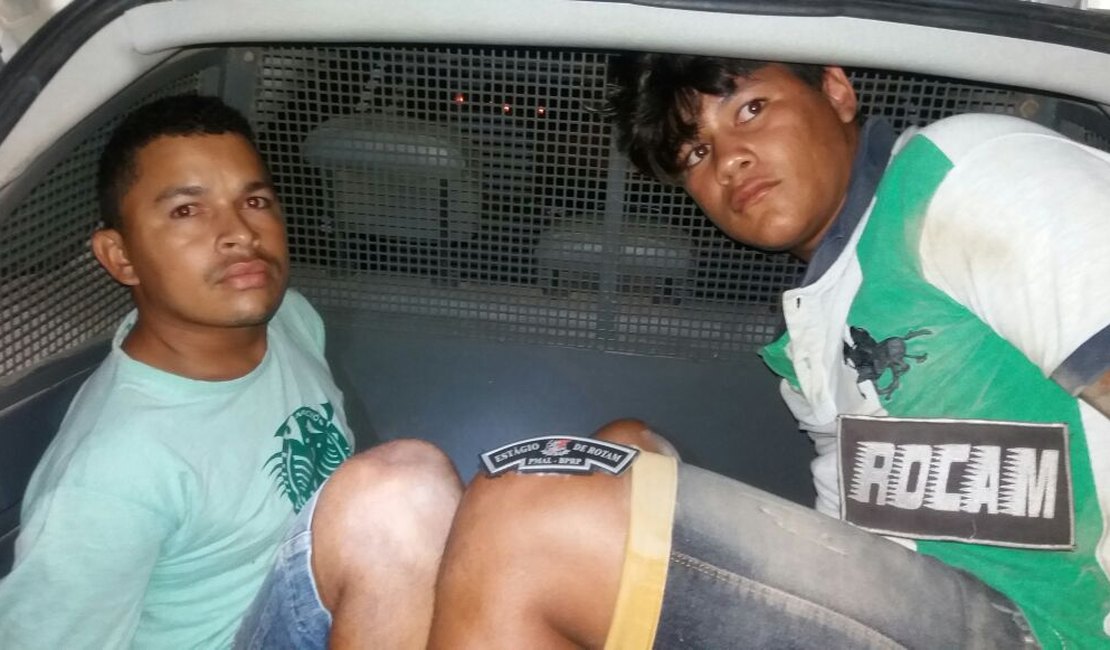 Jovens são detidos com arma de fogo no bairro Guaribas, em Arapiraca