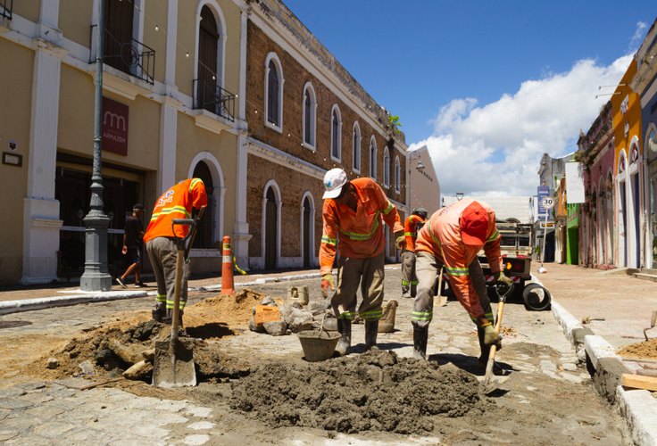 Seminfra atua no fechamento de sete ligações clandestinas na rede de drenagem em Maceió