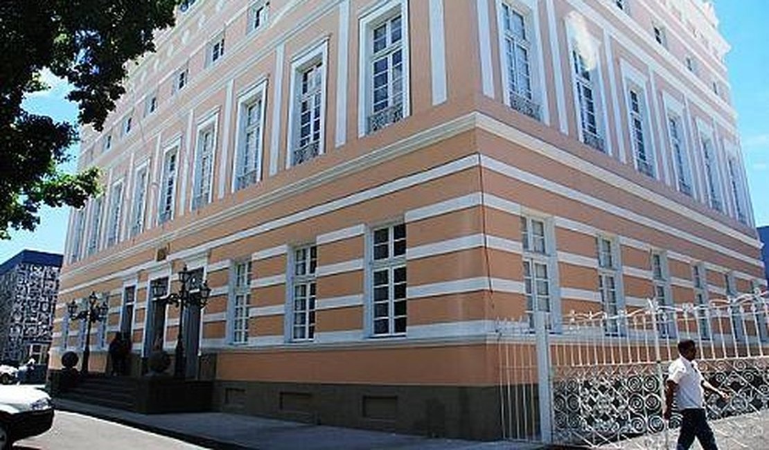 ALE aprova reajuste salarial de deputados para R$ 25 mil