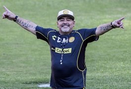 Corpo de Maradona é velado no palácio presidencial da Argentina