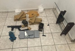 Polícia encontra 12kg de maconha, 5kg de cocaína e submetralhadora em residência