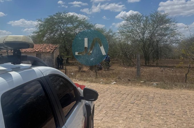 Dois irmãos são mortos a tiros na saída do Presídio do Agreste, em Girau do Ponciano