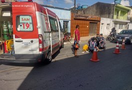 Motociclista atinge o retrovisor de caminhão e fica ferido em Arapiraca