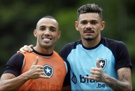 Tiquinho e Marçal pegam gancho no TJD-RJ e desfalcam o Botafogo no Carioca