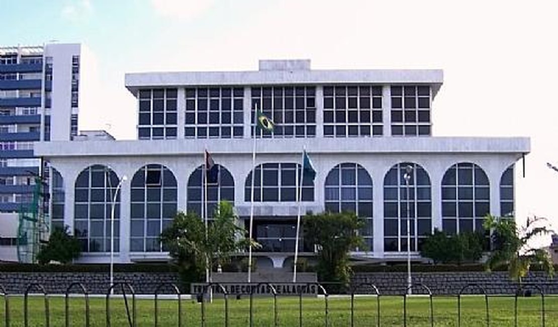 Municípios têm 48 horas para enviar ao TCE documentos que comprovem emergência