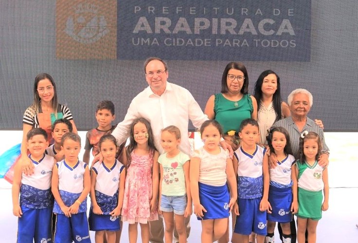 Em 2023, Prefeitura de Arapiraca entregou 12 escolas, seis unidades de saúde e a pavimentação de 78 ruas