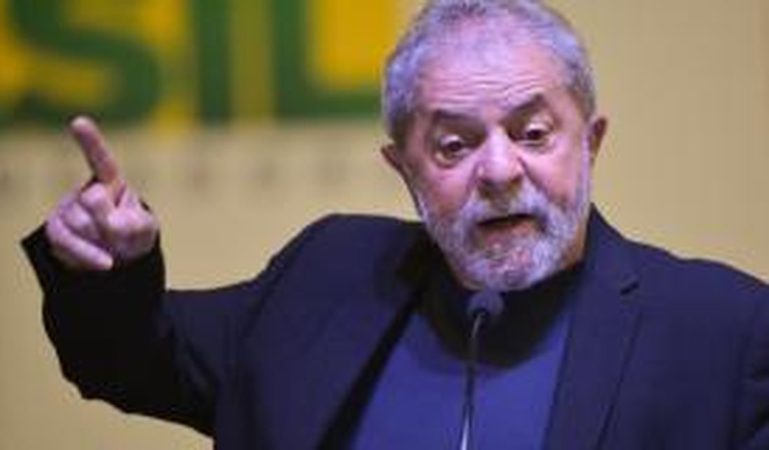 Denúncia contra Lula é para evitar que ele se candidate em 2018, diz advogado