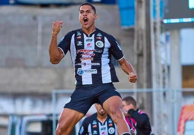 Rogério Siqueira confirma saída de Alex Bruno do ASA para o Vitória