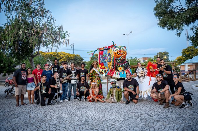 Cortejo do Bulba percorre ruas de Delmiro Gouveia e promove encontro entre cultura e população