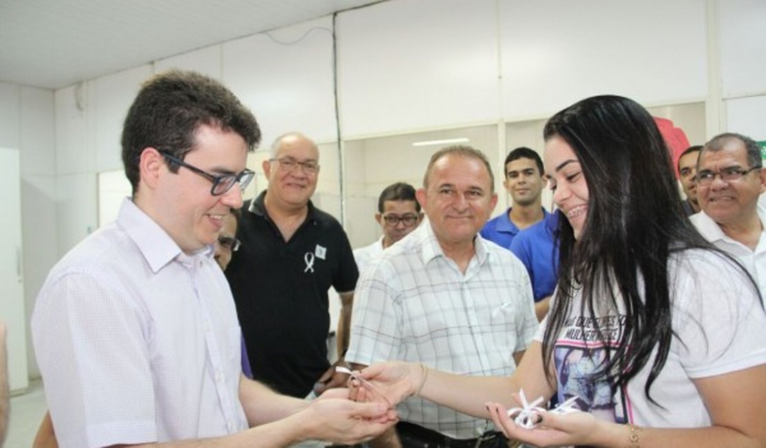 Campanha do Laço Branco mobiliza servidores e sociedade contra a violência em mulheres