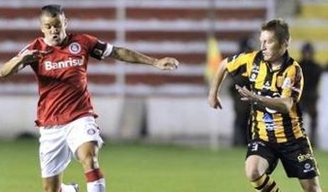 Inter cai na altitude e perde na estreia da Libertadores