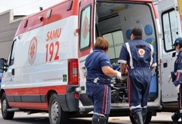 Motociclista morre após colisão entre moto e ônibus no bairro do Clima Bom, em Maceió