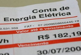 Erro fez consumidores pagarem mais de R$ 100 milhões na conta de energia