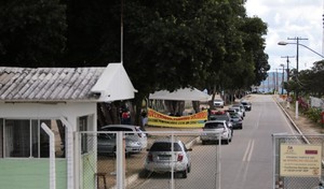 Sem acordo, agentes projetam terceira semana sem visitas nos presídios