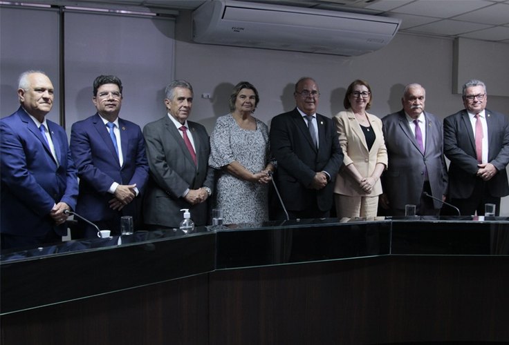 Maravilha e Coqueiro Seco assinam termo de cooperação técnica e aderem ao Moradia Legal