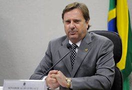 Relator propõe aprovação das contas do governo 'com ressalvas'