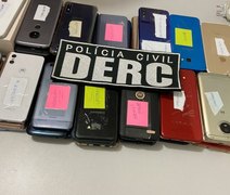 Polícia Civil entrega mais um lote de celulares recuperados