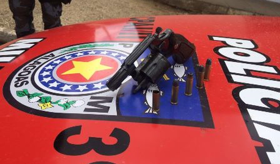 Menor é ferido por disparo de arma de fogo ao tentar sacar arma