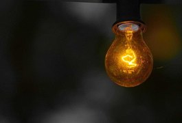 Conta de luz pode subir mais de 20%, estima Aneel