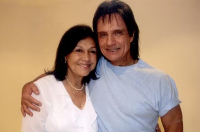 Morre Norma Braga, irmã de Roberto Carlos, aos 90 anos