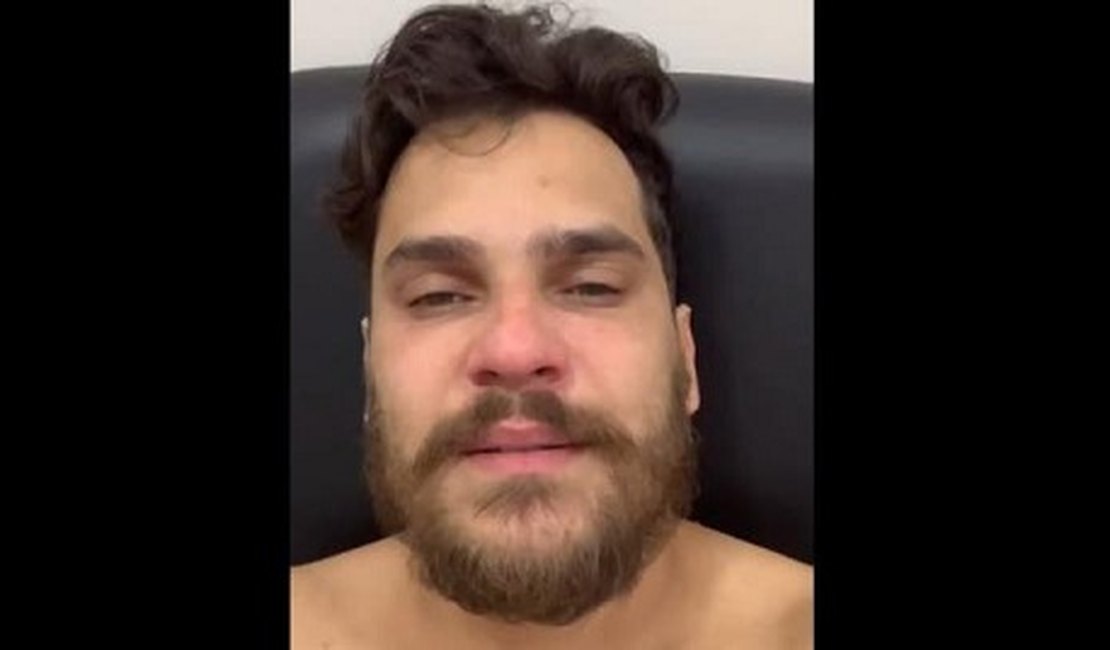 Com melhora do quadro, cantor Cauan deixa UTI e vai para quarto