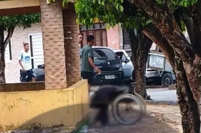Cadeirante é assassinado a tiros, em praça do Benedito Bentes na parte alta de Maceió