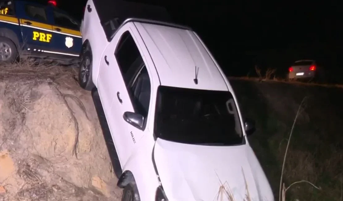 Motorista em alta velocidade provoca acidente envolvendo cinco veículos em Satuba