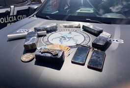 PM prende suspeito que transportava drogas em veículo, em Penedo
