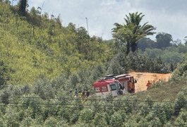 DEA atua em operação de salvamento de idoso em área de difícil acesso em Joaquim Gomes