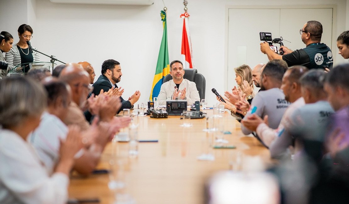 Governo de Alagoas entrega itens de segurança a agentes socioeducativos