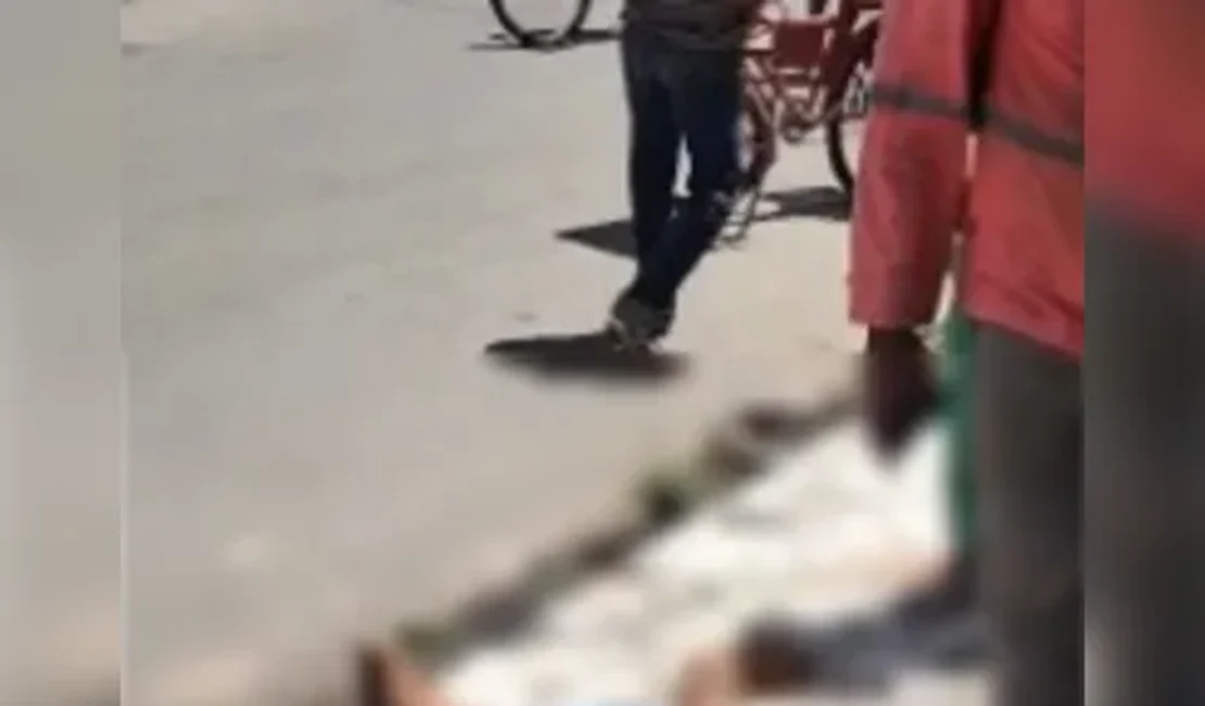 Homem é assassinado a tiros em praça do bairro Clima Bom, em Maceió