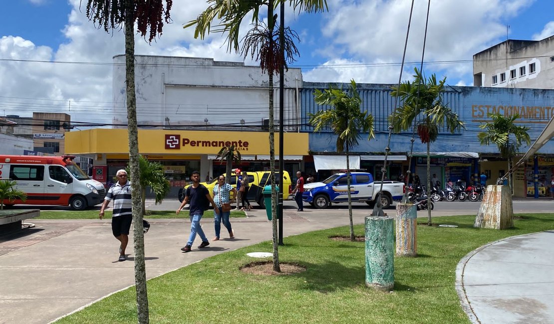 Idoso fica ferido após ser esfaqueado por mulher no Centro de Arapiraca