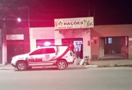 Mulher é encontrada morta dentro de casa, na parte baixa de Maceió