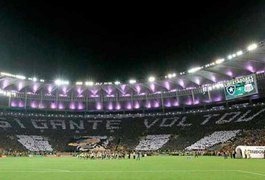 Torcida alvinegra xinga Globo e emissora tira o áudio durante transmissão