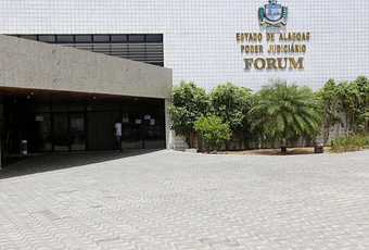 Homem é condenado a mais de 11 anos de prisão por tráfico de drogas e porte ilegal de arma em Arapiraca