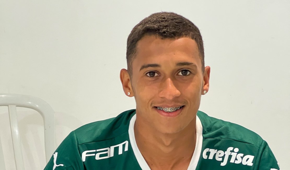 Jovem jogador do Cruzeiro de Arapiraca se destaca na Copa SP e fecha contrato milionário com o Palmeiras