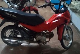 Populares denunciam e polícia apreende menor com moto roubada, em Girau