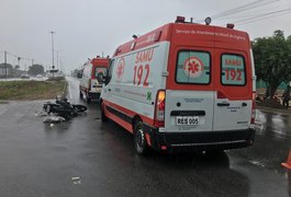Colisão envolvendo caminhão e moto deixa motociclista gravemente ferido, em Arapiraca