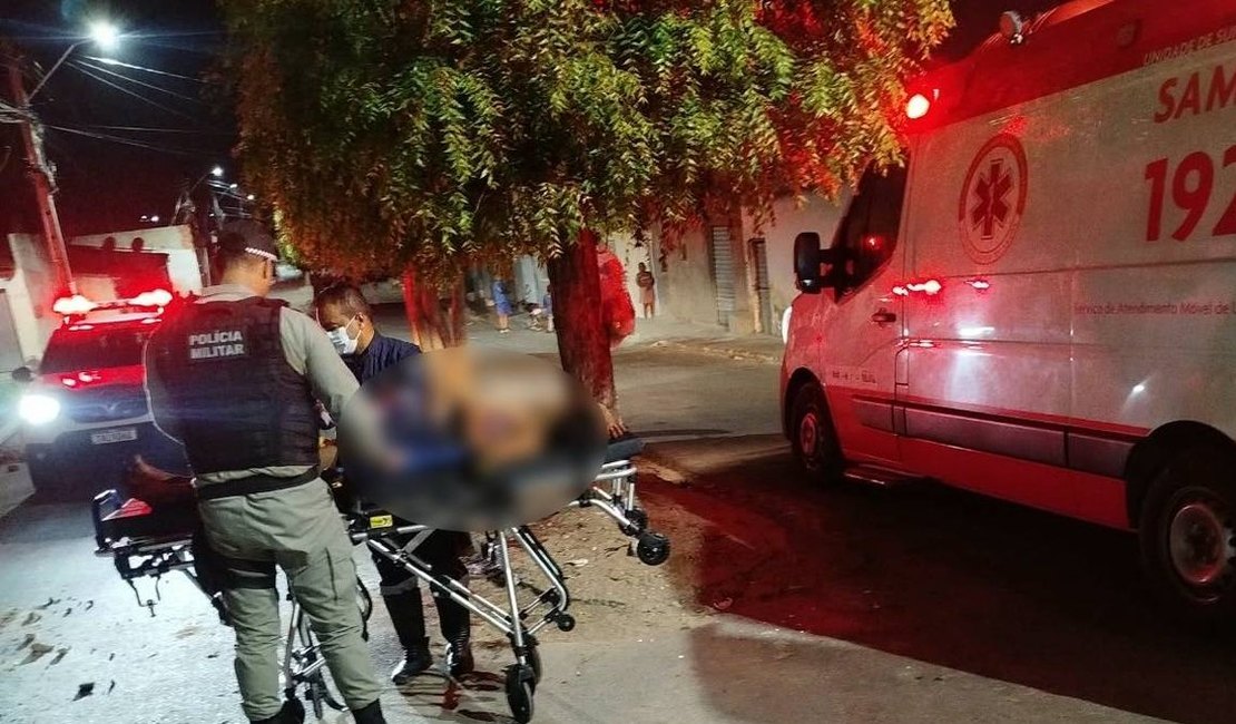 Mulher é resgatada ensanguentada após tentativa de feminicídio em Piranhas, no Sertão de Alagoas