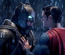 'Batman vs Superman' e 'Hillary's América' vencem Framboesa de Ouro