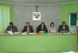 Vereadora diz que Poder Legislativo tem participação efetiva nas negociações com os professores