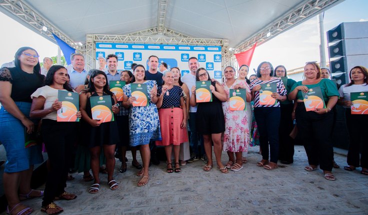 Governo de Alagoas leva água do Canal do Sertão para povoados em Carneiros