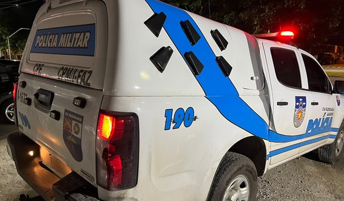 Turista é preso por agressão contra companheira em bar na Praia de Pajuçara
