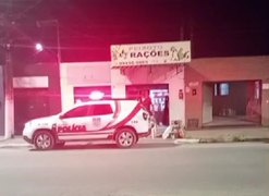 Mulher é encontrada morta dentro de casa, na parte baixa de Maceió