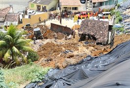 Sobe para sete o número de mortos em deslizamento de barreira no Recife