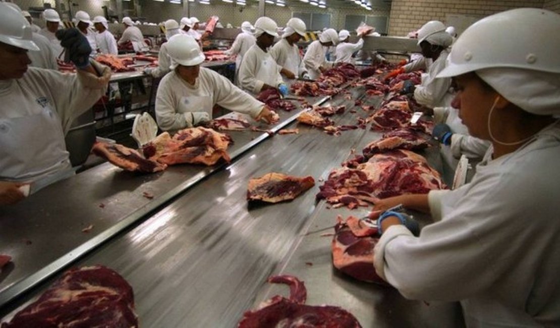 PF usou apenas dois laudos técnicos na 'Carne Fraca'; juiz quer vê-los