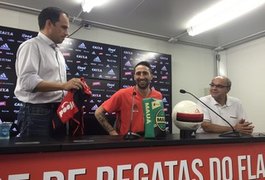 Donatti se empolga com Fla e brinca ao lembrar de L. Fabiano: 'Bom amigo'